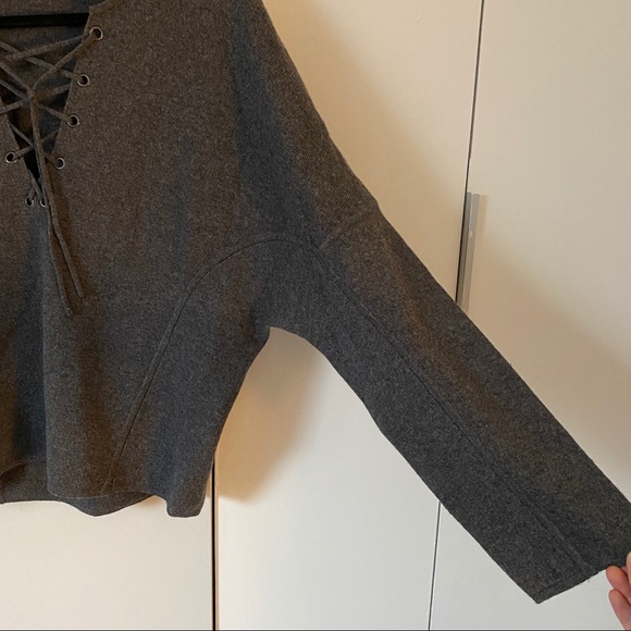 Vince Lace Front Sweater - Picture 4 of 5